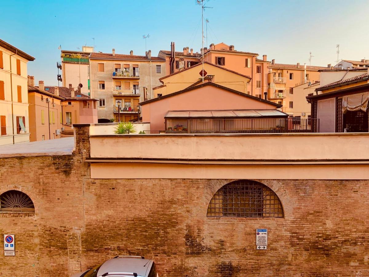 Accogliente Appartamento Vicino Al Centro E Alla Fiera Болонья Экстерьер фото